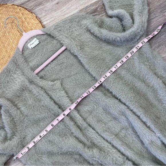 Lovers + friends gray kappa eyelash fuzzy open front cardigan - Picture 6 of 9